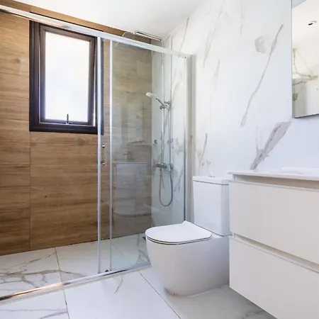 Vila Peaceful 6br With Private Pool And Garden