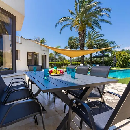 Villa Peaceful 6br With Private Pool And Garden
